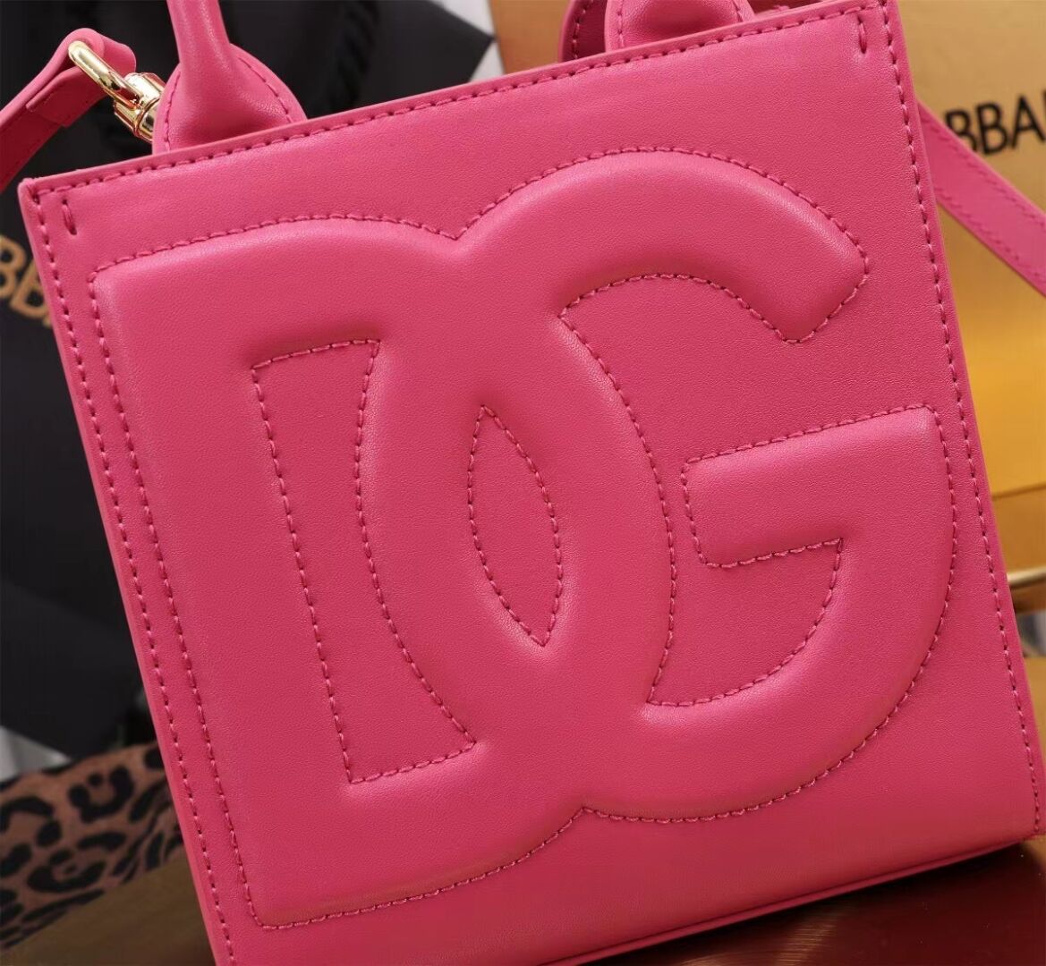 Dolce & Gabbana leather Shoulder Bag G6507 rose Dolce & Gabbana leather Shoulder Bag G6507 rose