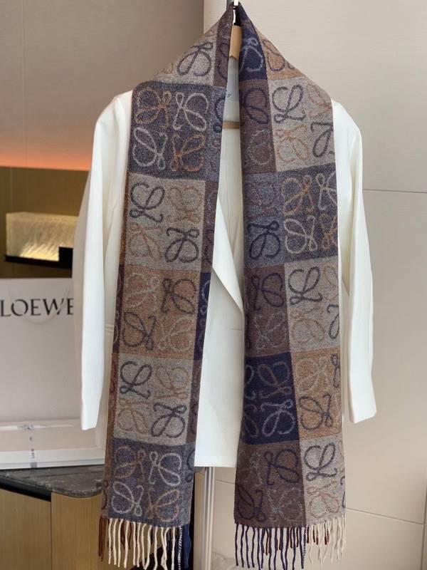 Loewe Scarf LOC00059 Loewe Scarf LOC00059