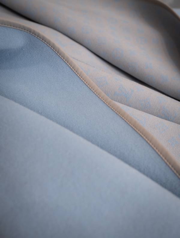 Louis Vuitton Top Quality Overcoat LVY00039 Louis Vuitton Top Quality Overcoat LVY00039