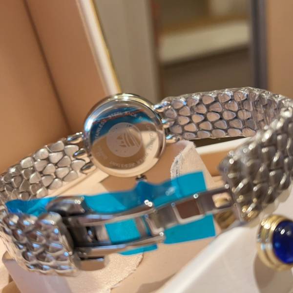 Omega Watch OMW00808-1