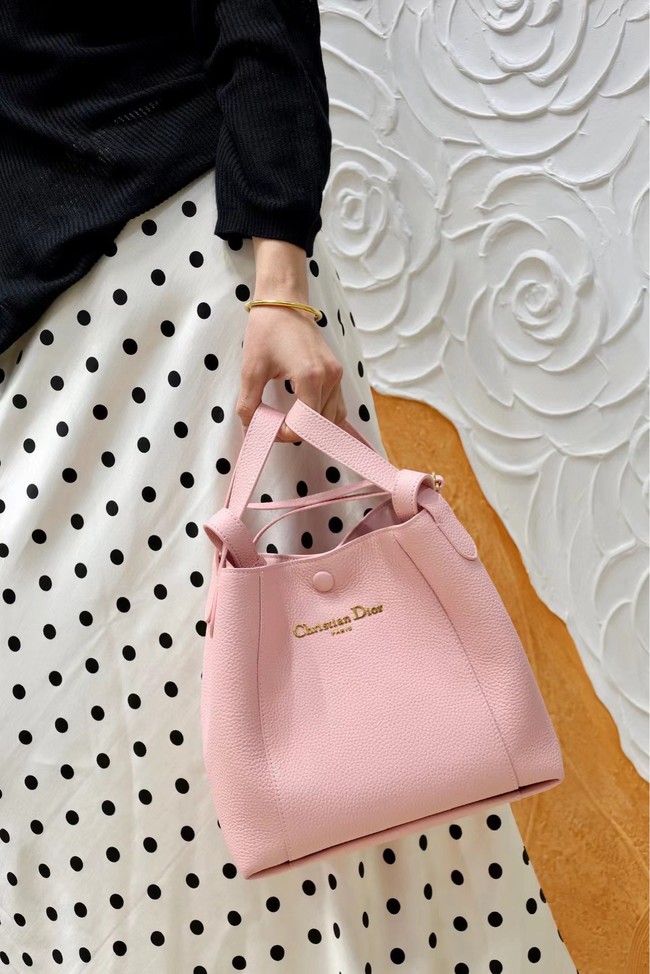 Dior Medium Signature Bucket Bag Grained Calfskin M2841USKU pink