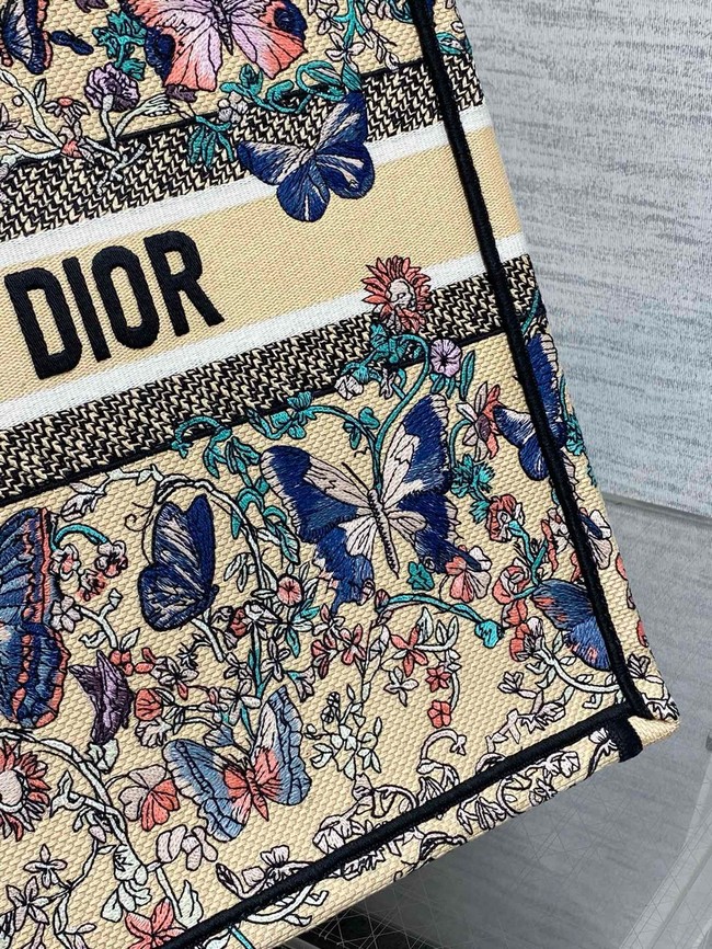 Large Dior Book Tote Embroidery Embroidery M1286ZEDX-1