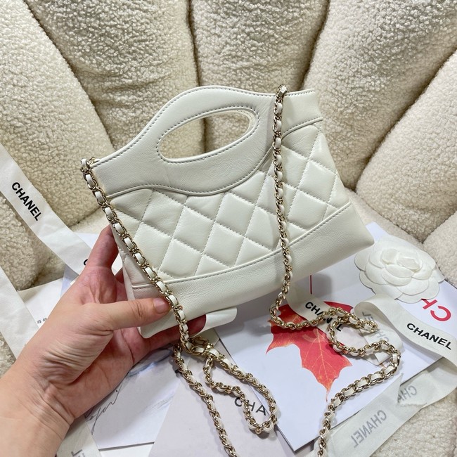 Chanel CLUTCH WITH CHAIN AP3656 white
