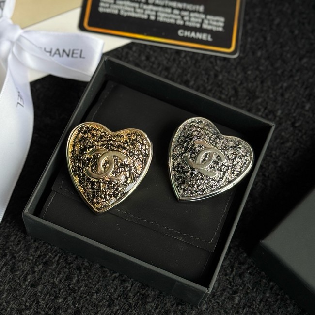 Chanel brooch CE16603