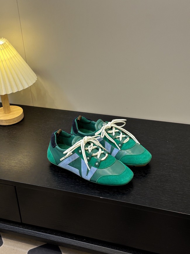 Louis Vuitton Sports shoes 44889-3