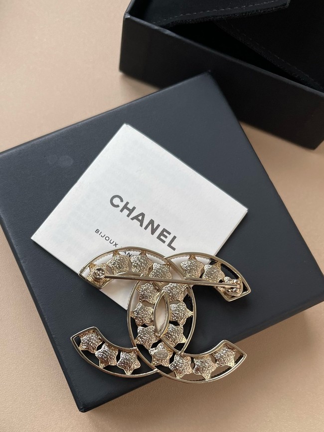 Chanel brooch CE16865