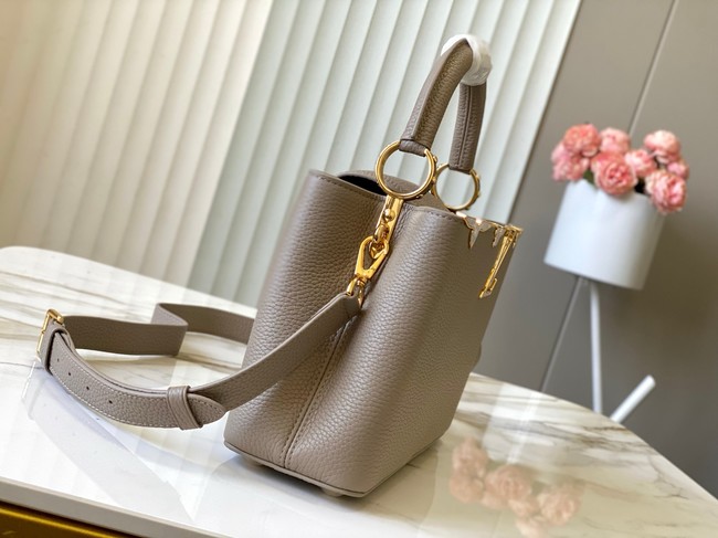 Louis Vuitton Capucines MM M23331 Galet