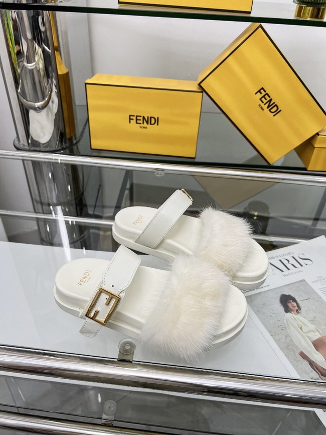 Fendi WOMENS SANDAL 44967-11