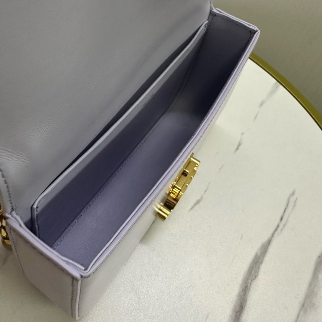 Celine CHAIN SHOULDER BAG TRIOMPHE IN SHINY CALFSKIN 197992 LIGHT LILAC