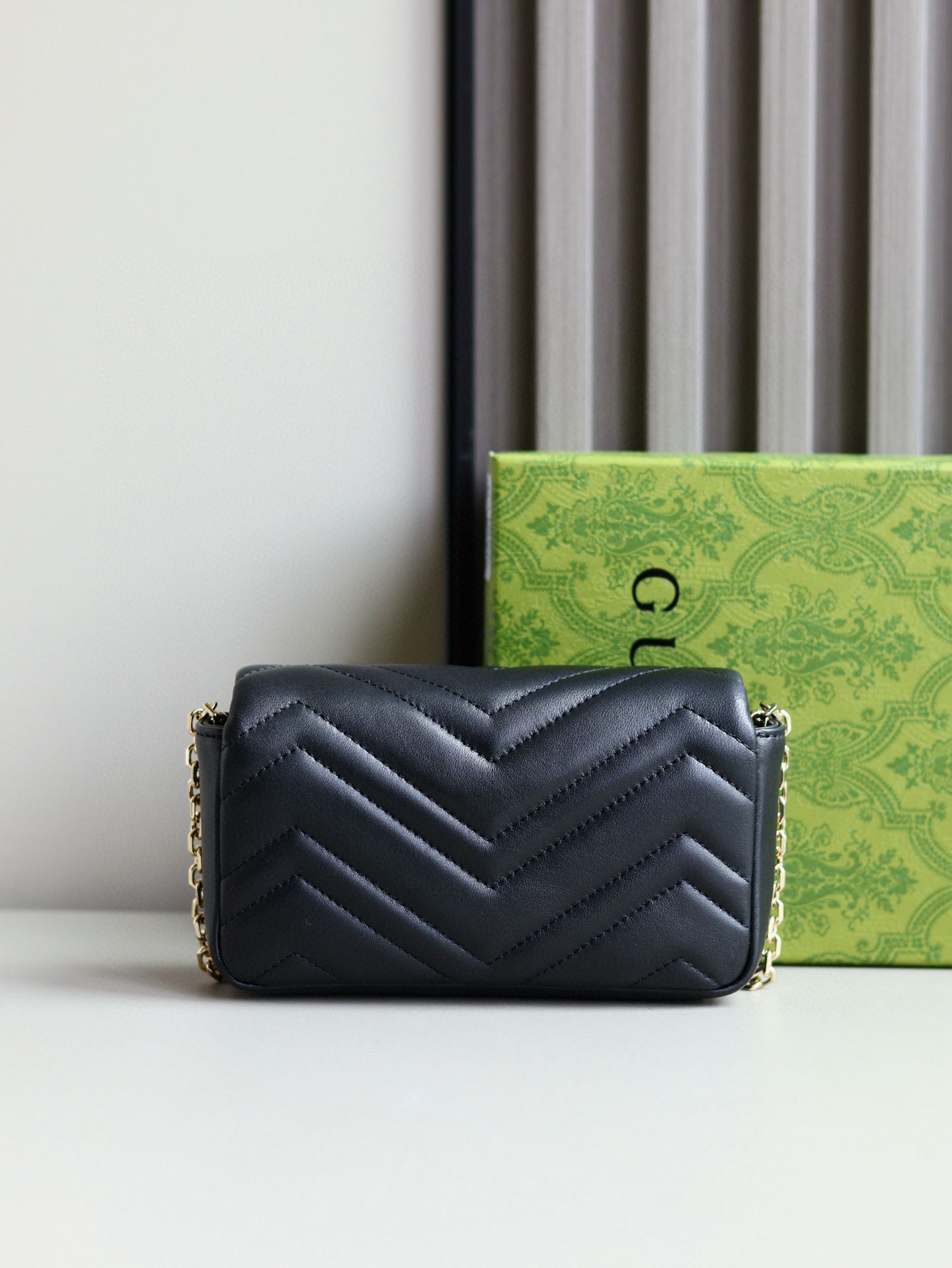 GUCCI GG MARMONT MINI SHOULDER BAG 841290 Black&Light Gold-Tone GUCCI GG MARMONT MINI SHOULDER BAG 841290 Black&Light Gold-Tone