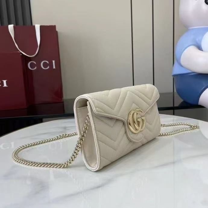 Gucci GG Marmont Wallet on chain 474575 White&Light Gold-Tone Gucci GG Marmont Wallet on chain 474575 White&Light Gold-Tone