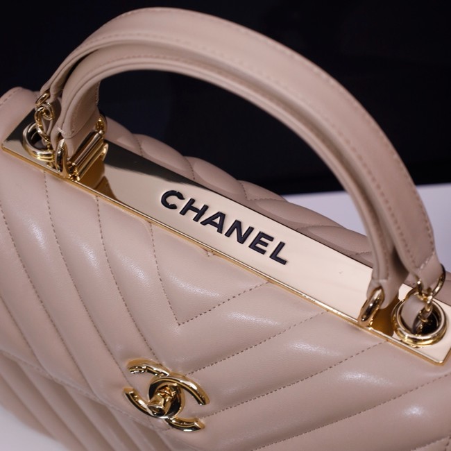 CHANEL small Flap Bag With Top Handle 92236-35
