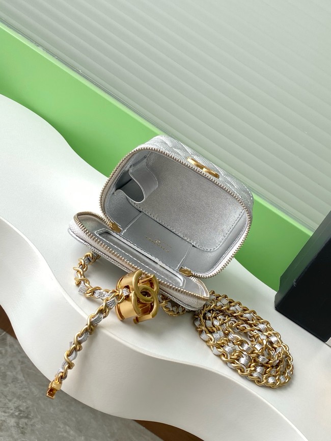 CHANEL Grained Calfskin Small Vanity with Chain AP3941 Silvery