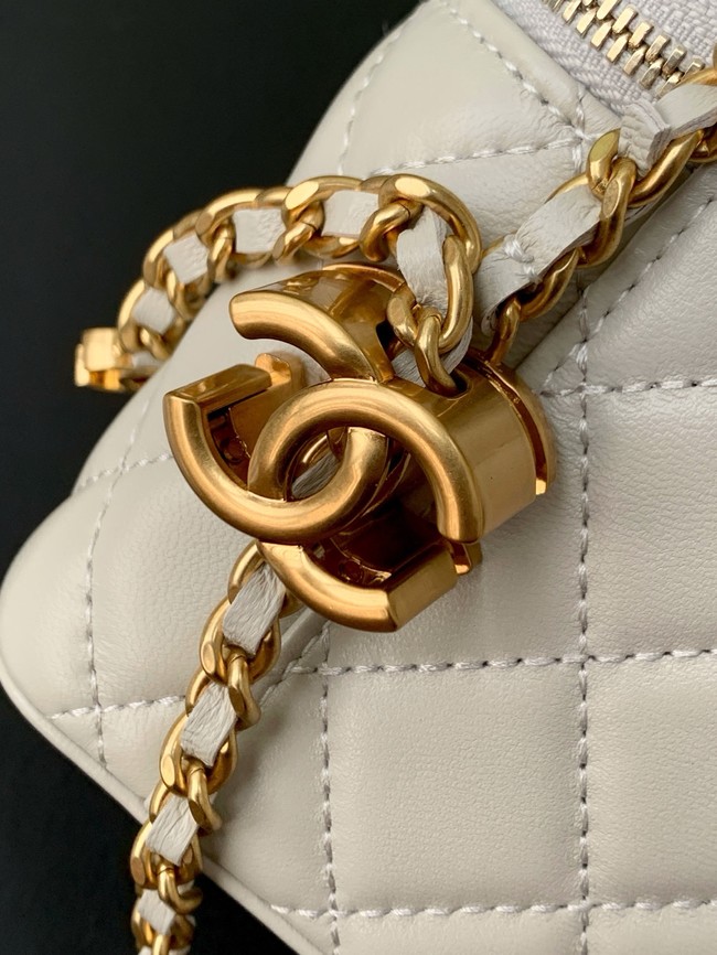 CHANEL Lambskin Vanity with Chain AP3940 Light Grey