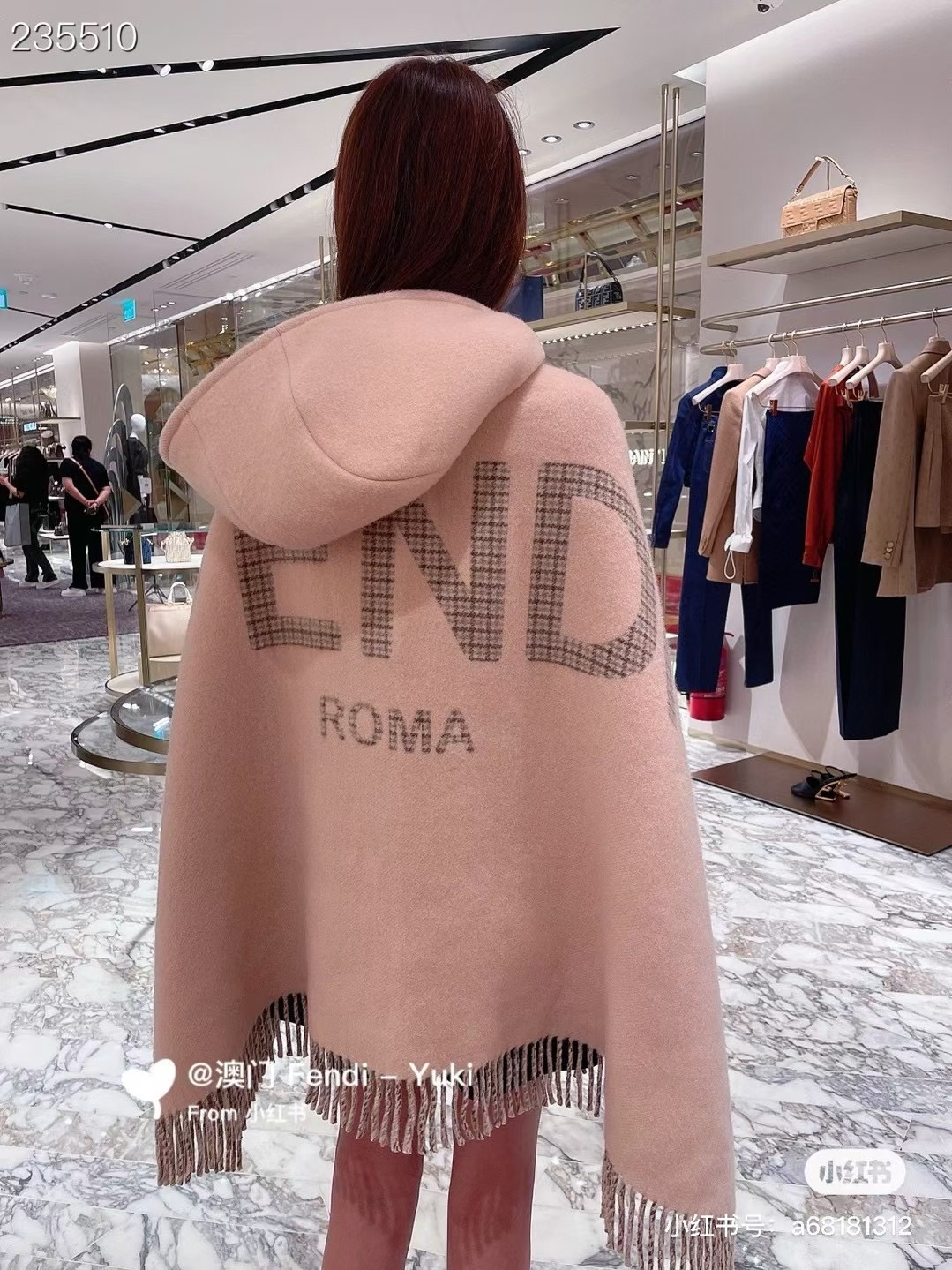 Fendi Cape Double-sided cashmere FDC35918