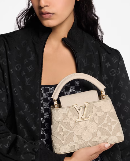 Louis Vuitton Capucines Mini M14389 Vanilla