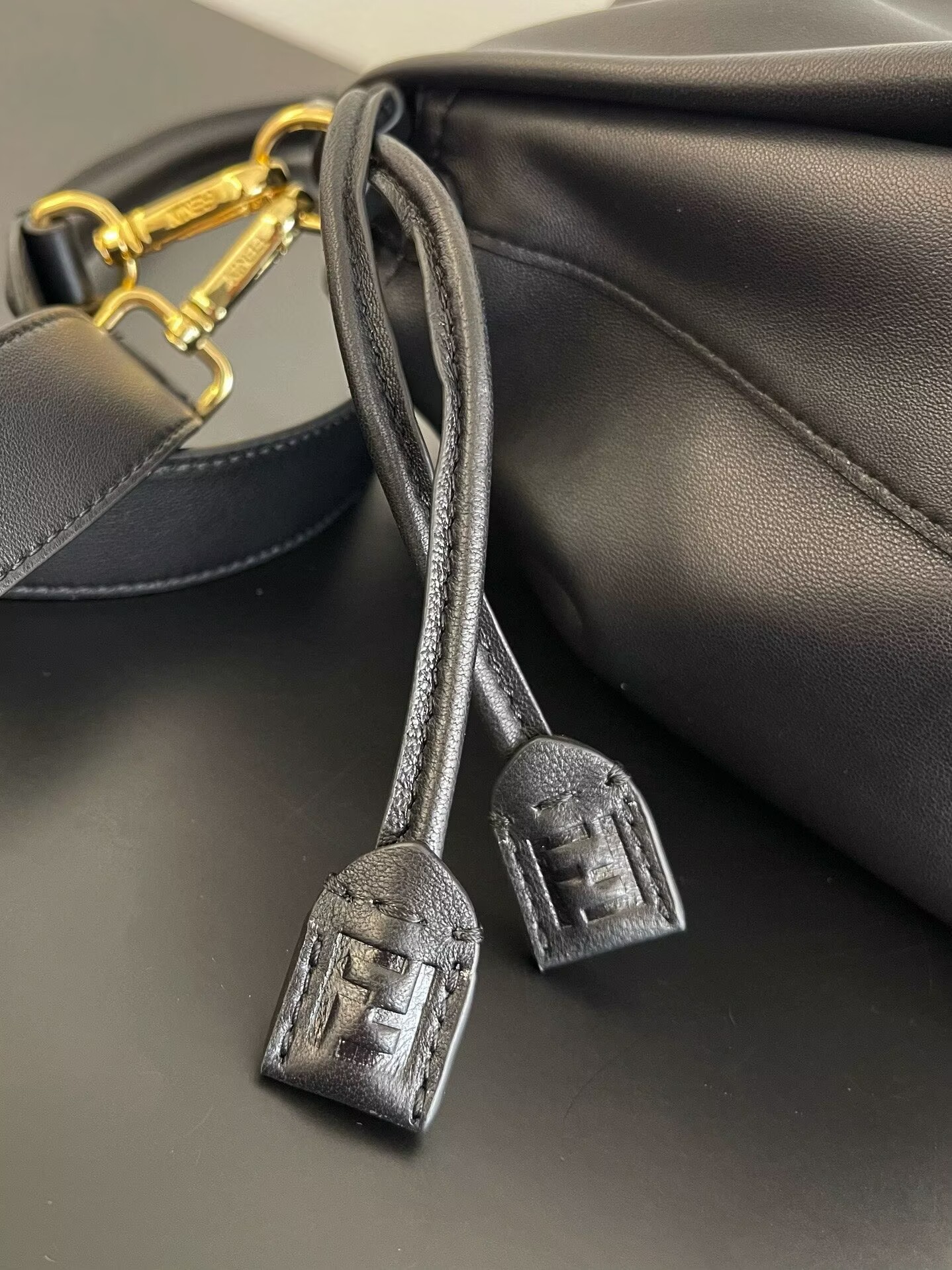 Fendi Mamma Baguette Original Leather Top Handle Bag 8832 Black Fendi Mamma Baguette Original Leather Top Handle Bag 8832 Black