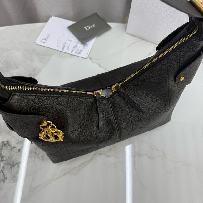 Medium Dior Voyage Bag Black Flat Macrocannage Grained Calfskin M2846UJ