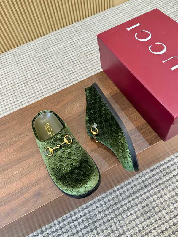 Gucci Shoes GUS00883 Heel 2CM