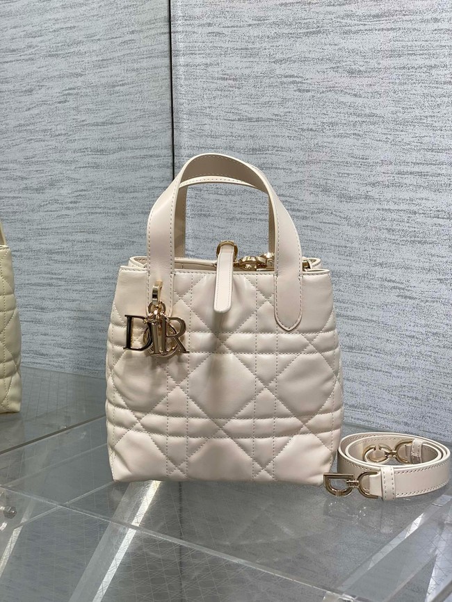 Small Dior Toujours Vertical Tote Bag Macrocannage Crinkled Calfskin M2835 Cream