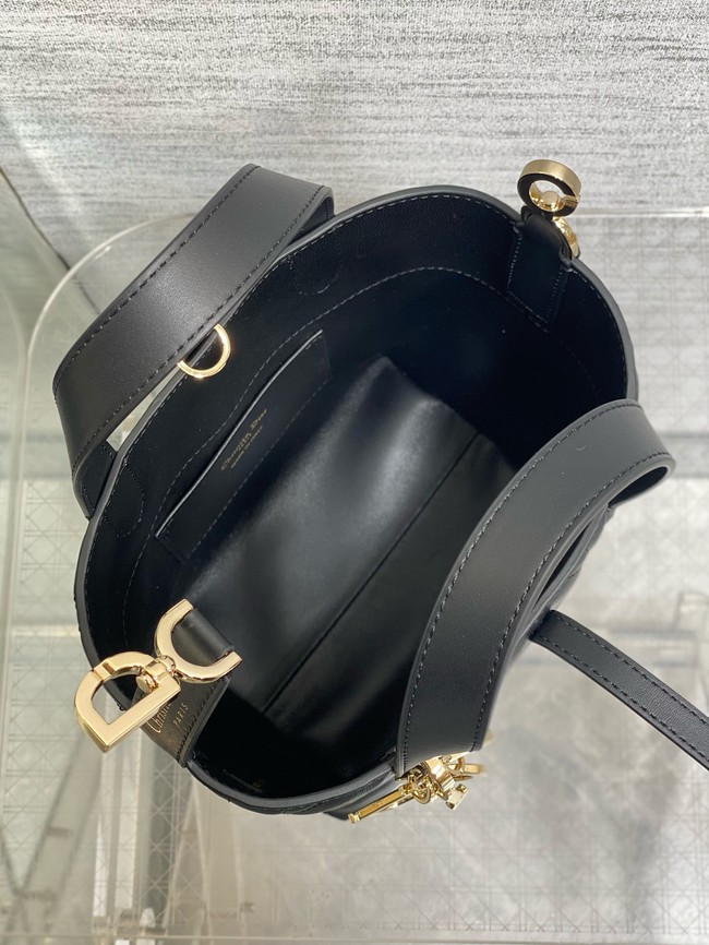 Small Dior Toujours Vertical Tote Bag Macrocannage Crinkled Calfskin M2835 black &gold