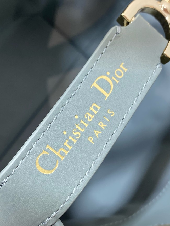 Small Dior Toujours Vertical Tote Bag Macrocannage Crinkled Calfskin M2835 gray