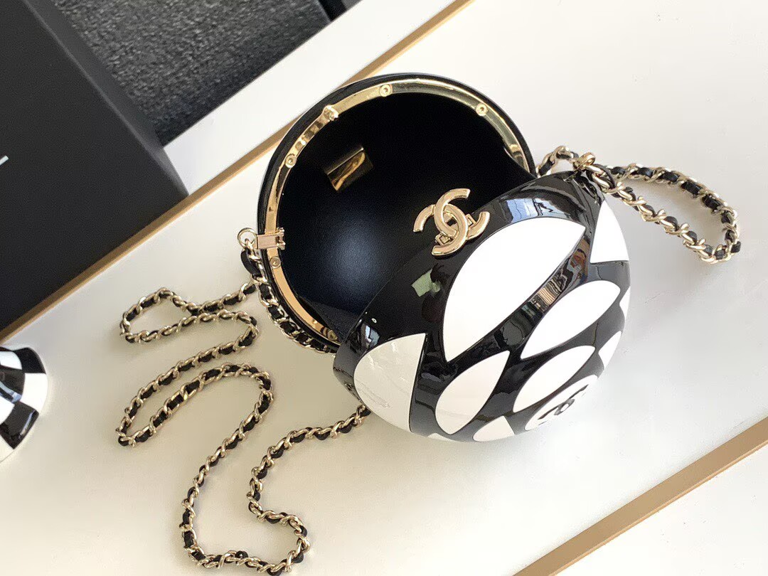 Chanel Camellia Mini Ball Bag 63029 White&Black Chanel Camellia Mini Ball Bag 63029 White&Black