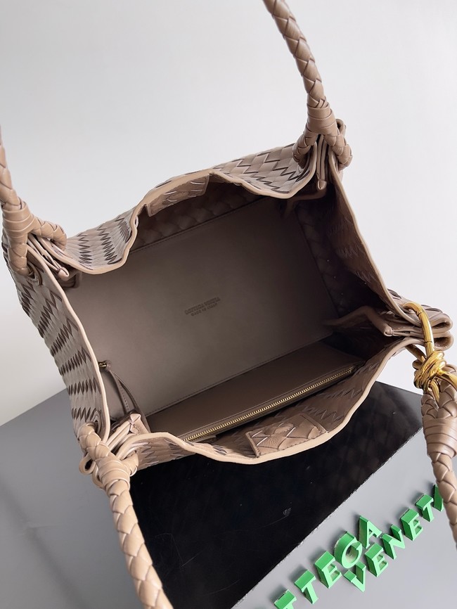 Bottega Veneta Parachute 826212 Pinecone&Brass finish