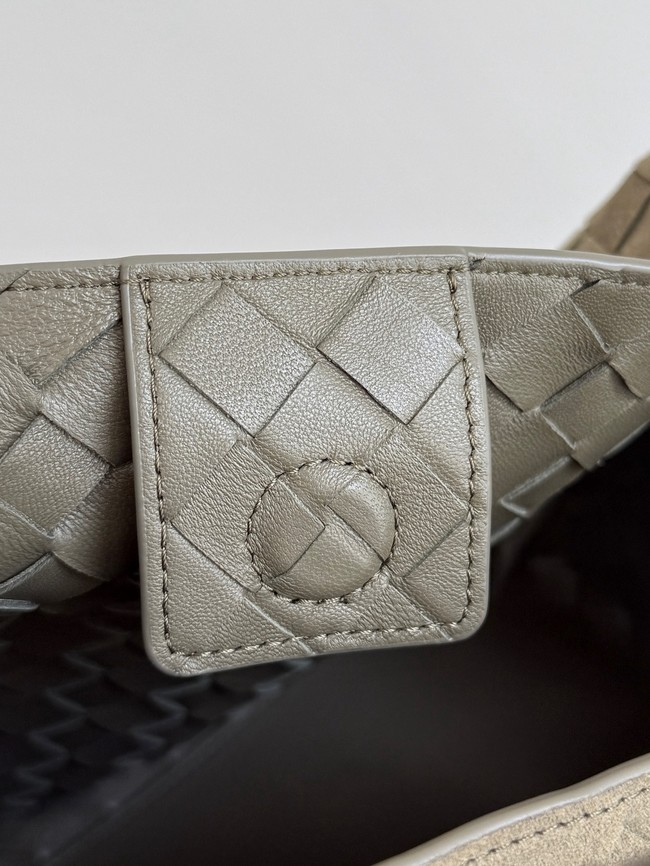 Bottega Veneta Parachute suede 826212 Pinecone& Brass finish