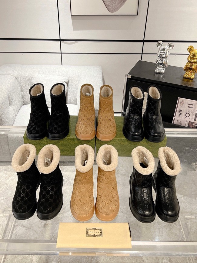 Gucci Womens boot with merino wool lining 857912-1