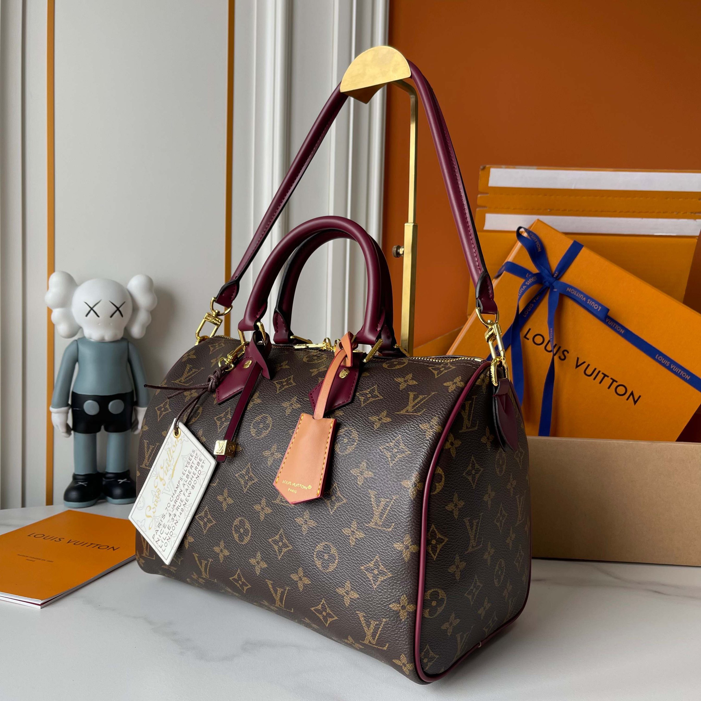 Louis Vuitton Monogram Canvas Speedy 30 Bandouliere M28379 Wine Louis Vuitton Monogram Canvas Speedy 30 Bandouliere M28379 Wine