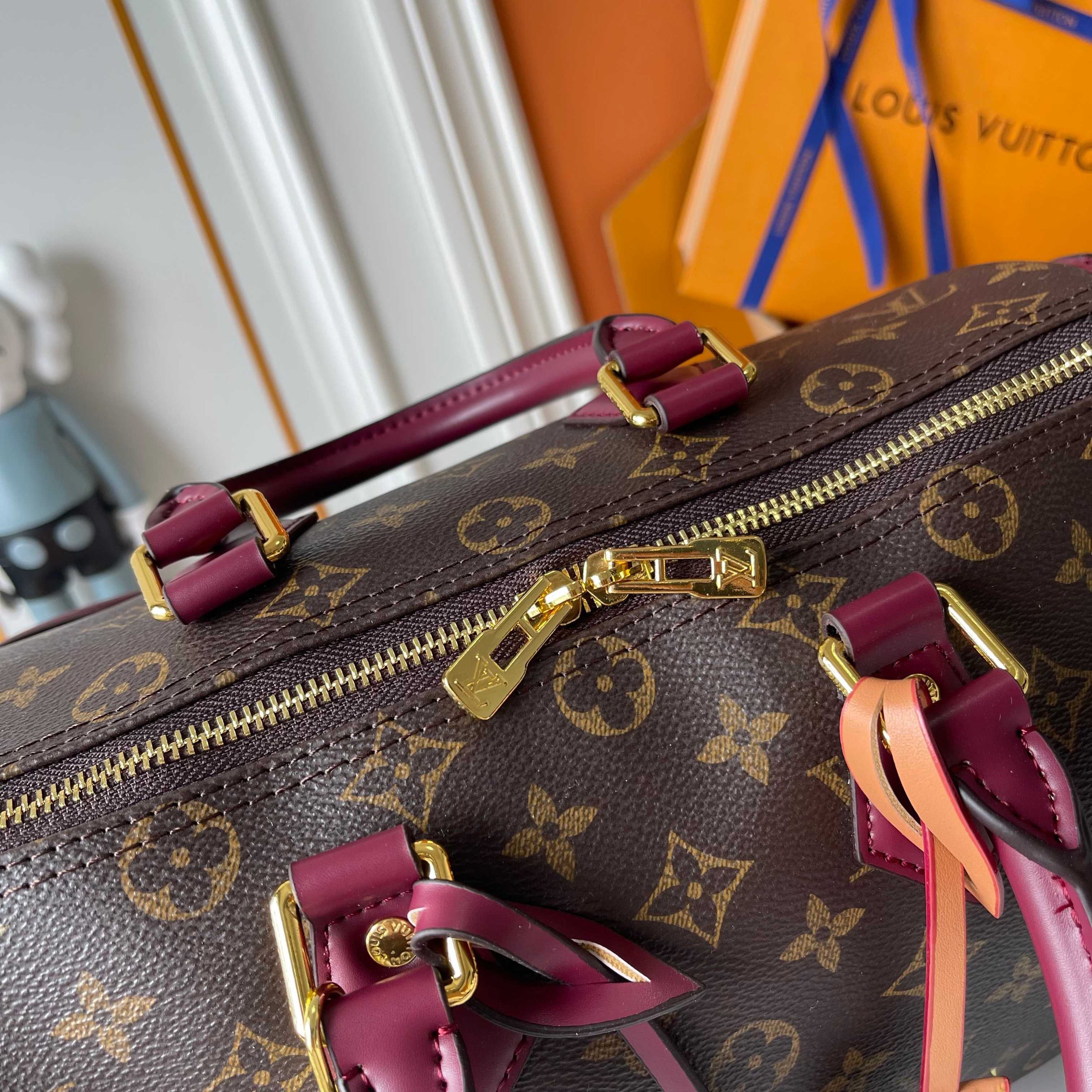 Louis Vuitton Monogram Canvas Speedy 30 Bandouliere M28379 Wine Louis Vuitton Monogram Canvas Speedy 30 Bandouliere M28379 Wine