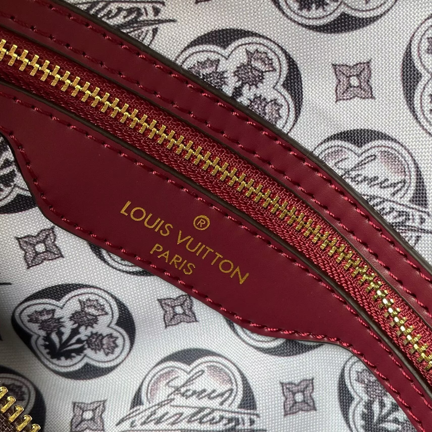 Louis Vuitton Monogram Canvas Speedy 30 Bandouliere M28379 Wine Louis Vuitton Monogram Canvas Speedy 30 Bandouliere M28379 Wine