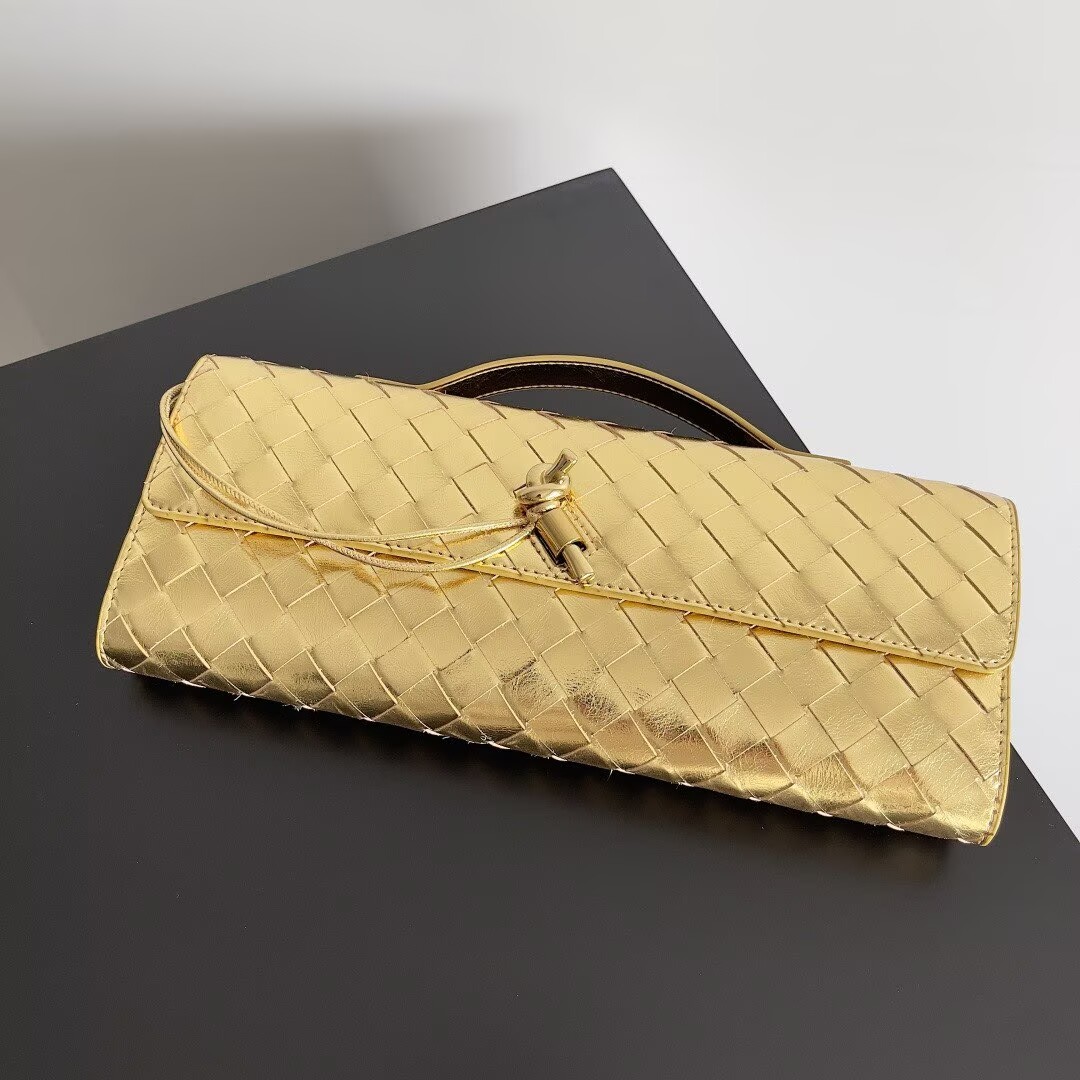 Bottega Veneta Original Leather Long Clutch Andiamo With Handle 741511 Gold Bottega Veneta Original Leather Long Clutch Andiamo With Handle 741511 Gold