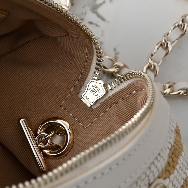 CHANEL Clutch With Chain AP4986 Beige & Light Beige