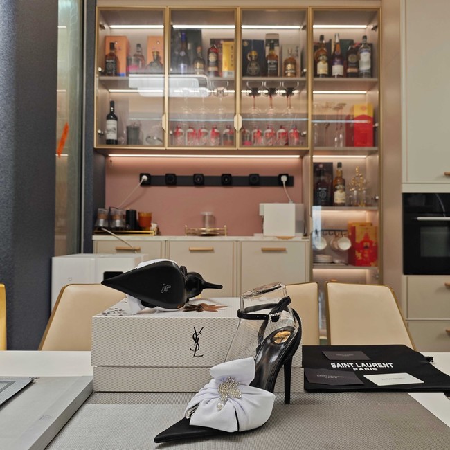 Saint Laurent AMALIA slingback pumps in satin crepe Heel 10.5CM 35964-10