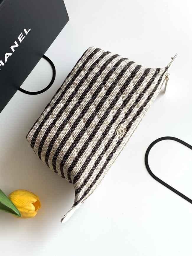 CHANEL Zipped Case AP4990 black