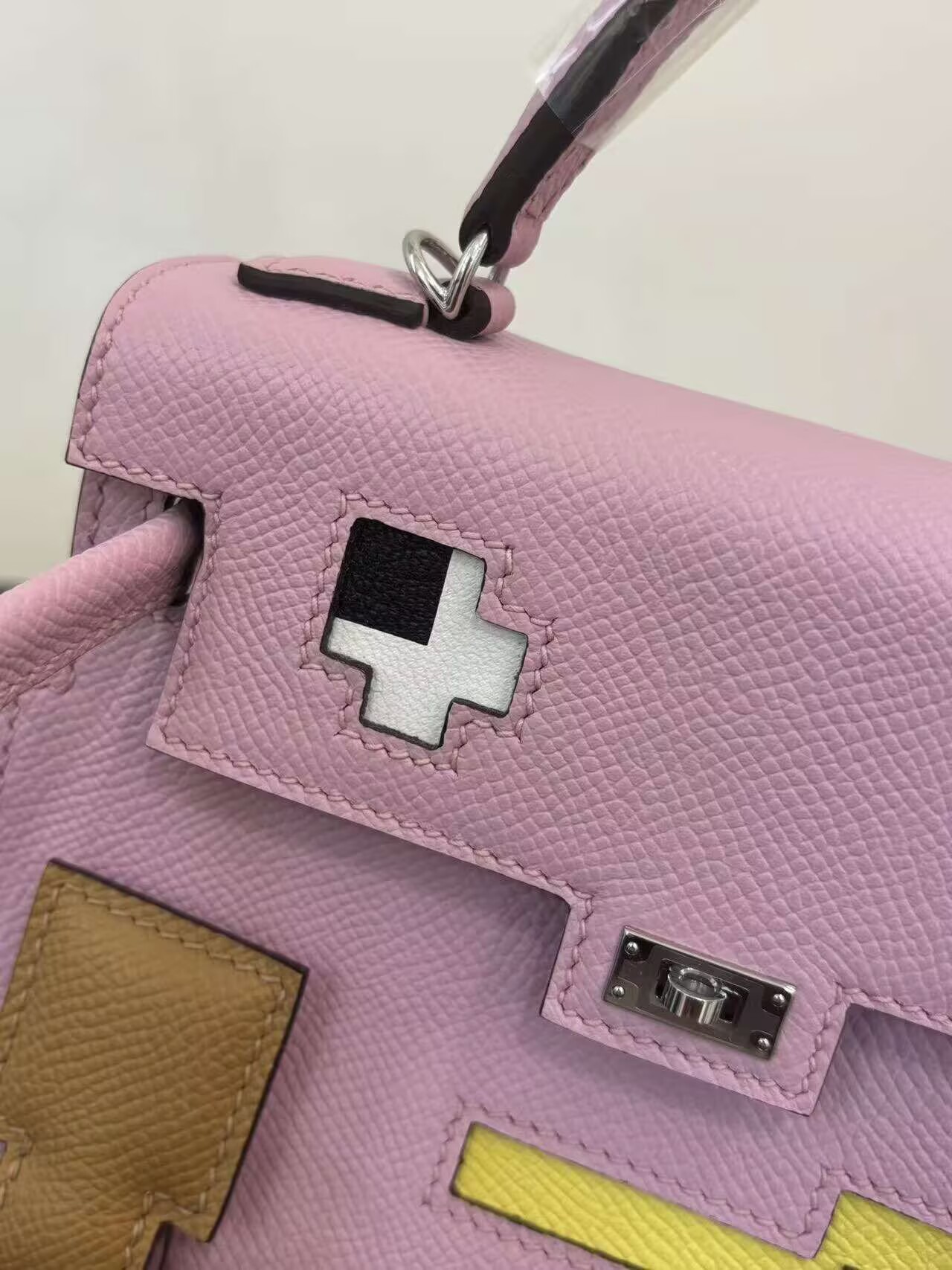 Hermes Original Epsom Leather Mosaic Figure Bag H6302 Pink Hermes Original Epsom Leather Mosaic Figure Bag H6302 Pink