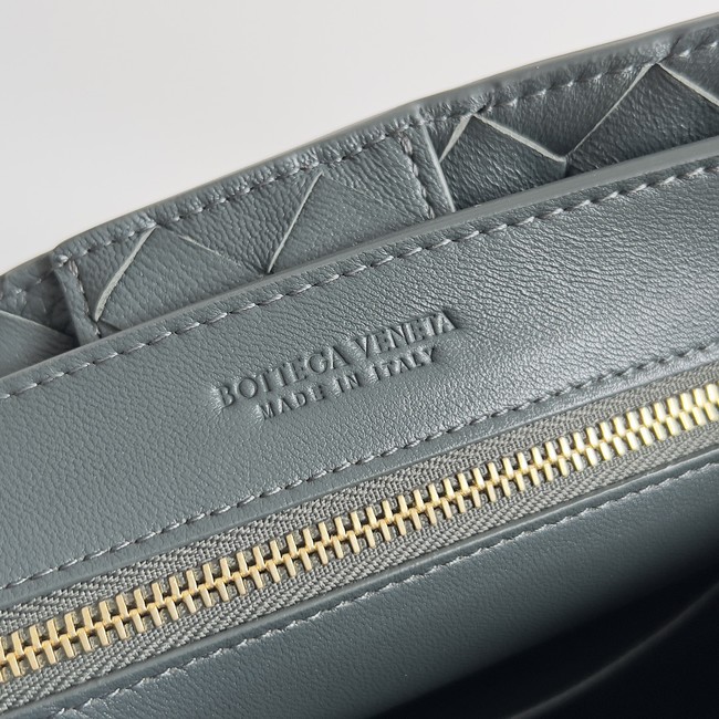 Bottega Veneta Small Andiamo 766014 dark blue