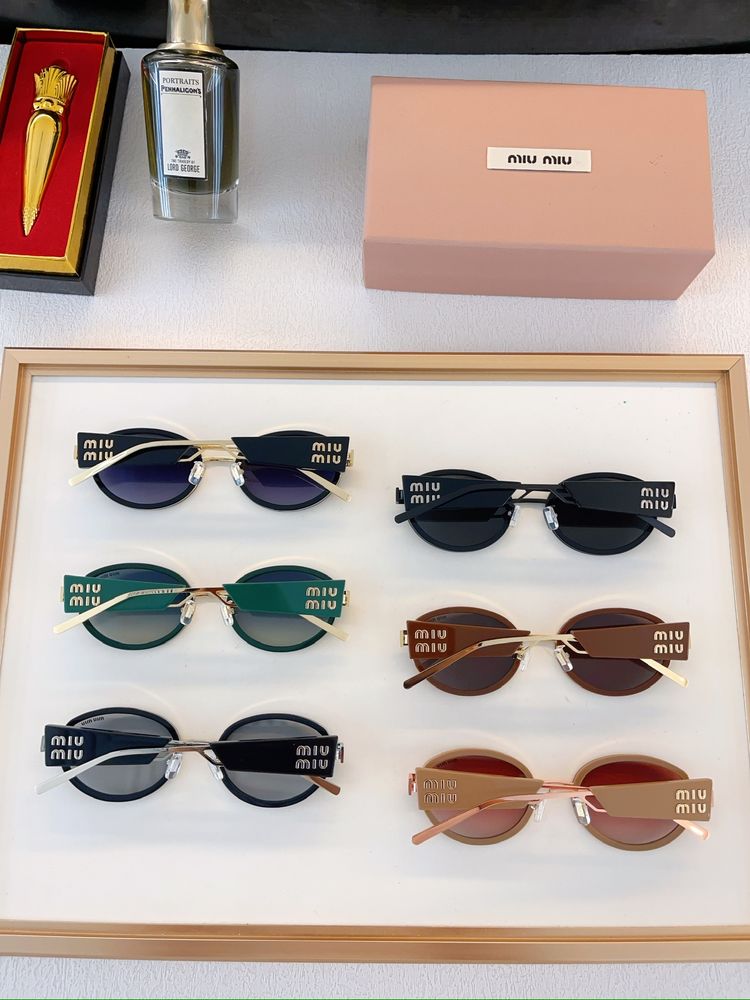 miumiu Sunglasses MMS00028-1