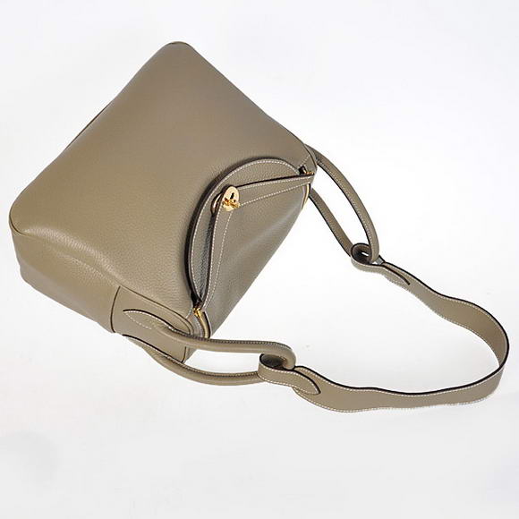 Hermes Lindy 30CM Havanne Handbags 1057 Grey Leather Golden Hardware Hermes Lindy 30CM Havanne Handbags 1057 Grey Leather Golden Hardware