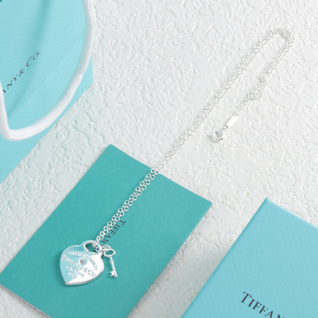 Tiffany Heart Tag and Key Necklace TF80765 
